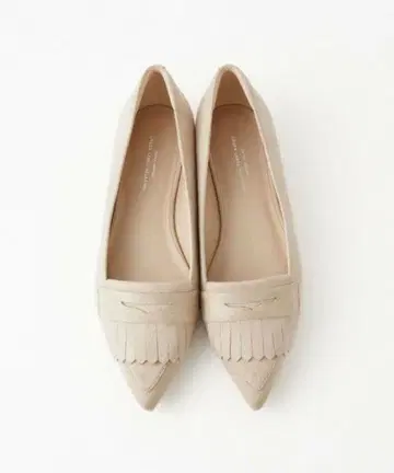 그린 레이블 릴랙싱 포인티드 퀼트 플랫슈즈