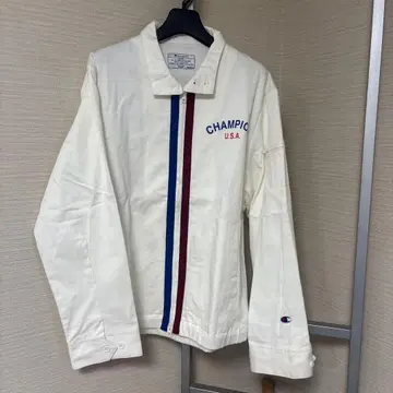 Champion 화이트 자켓 M 사이즈