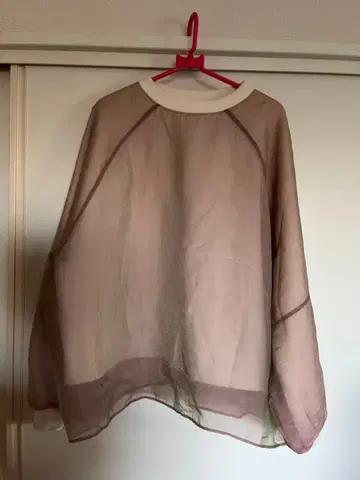 Bonny 옅은 핑크색 시스루 래글런 슬리브 트레이닝복