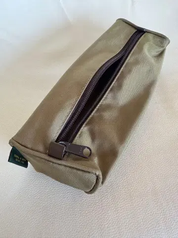 에르베샤 펠리에 파우치 모스그린