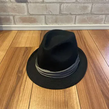 오버라이드 햇 블랙