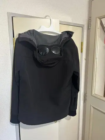 CP 컴퍼니 블랙 나일론 자켓