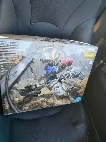 미개봉 새상품 MG 1/100 건담 발바토스 루푸스