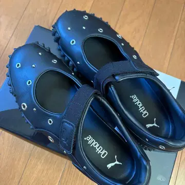 푸마 모스트로 페이 스터드 24.5cm 완판템