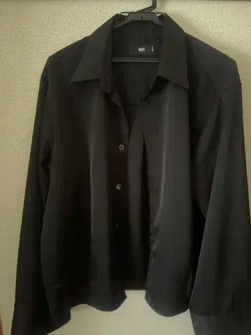 HARE 블랙 긴팔 셔츠 S 사이즈