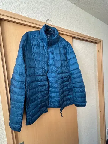 유니클로 네이비 울트라 라이트 다운 XL