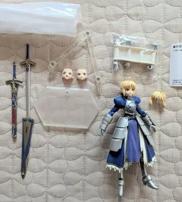 figma 세이버 피규어 알토리아 펜드라곤 fate