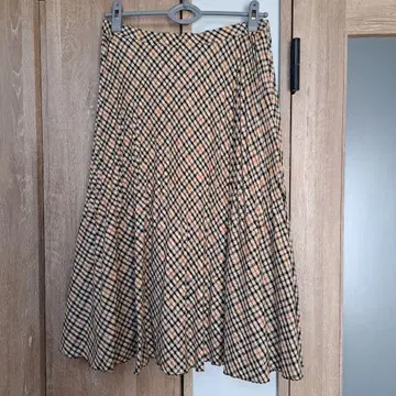 닥스 플리츠 스커트 체크 울 100% 플레어