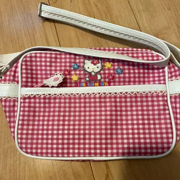 헬로키티 핑크 체크 백