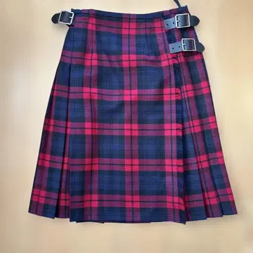 오닐 오브 더블린 미들 기장 스커트