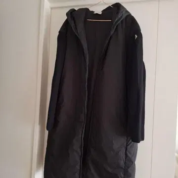 MONCLER 후드 부착 롱 코트 블랙