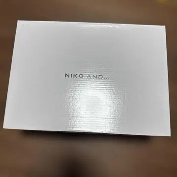 NIKO AND - 블랙스니커즈 M