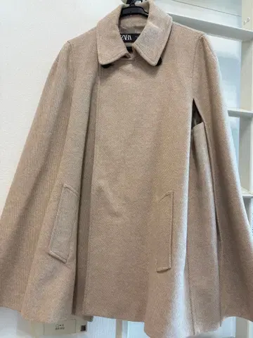 ZARA 베이지 케이프 코트 M