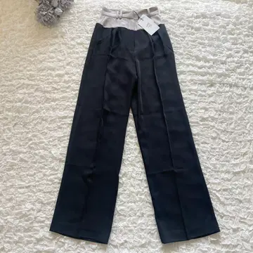 [ 미사용 택 포함 ] 멜트 더 레이디 바이컬러 슬랙스 팬츠 센터 프레스