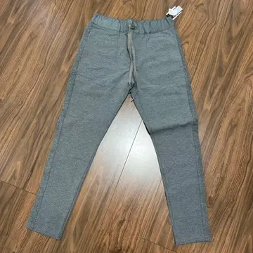 밴야드 스톰 미사용 새상품 그레이 슬림 핏 조거 팬츠