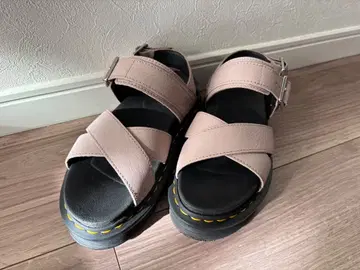 닥터마틴 샌들 여성용 2024년 UK3