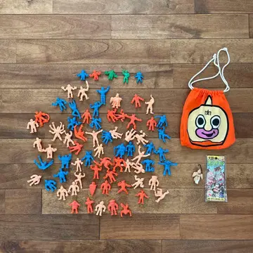 액션 피규어 세트 약 73개 수납 봉투 포함