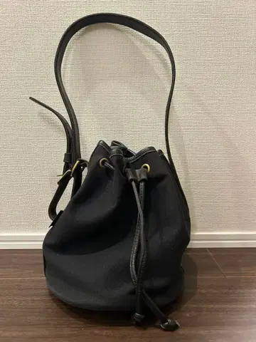 BRADY 브래디 CALDER MINI 칼더 블랙