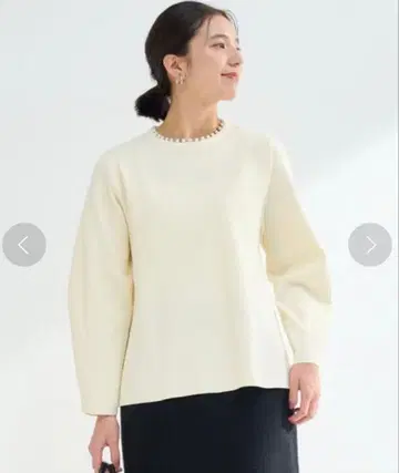 그린 라벨 릴랙싱 모조 진주 풀오버 니트