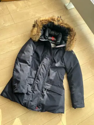 Cape Horn 다운 자켓 사이즈 44