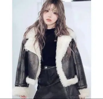 MURUA 빈티지 스타일 숏 페이크 무스탕 자켓 브라운