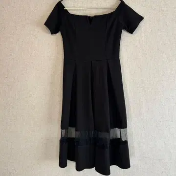 고급 레이스 절개 블랙 원피스