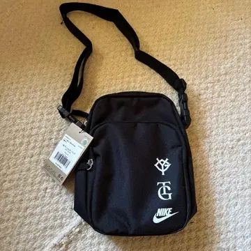 새상품 자이언츠 Nike 블랙 사코슈 백