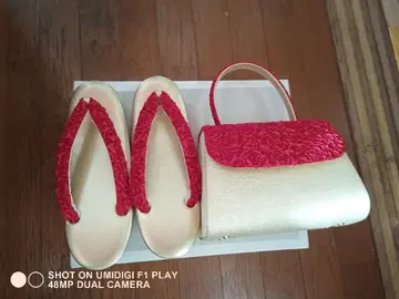 성인식용 조리와 핸드백 세트