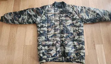 스에르테 사코 (Suerte Saco) 카모플라쥬 퀼팅 나일론 자켓