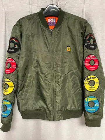 IRIE 레코드 디자인 점퍼 M 사이즈