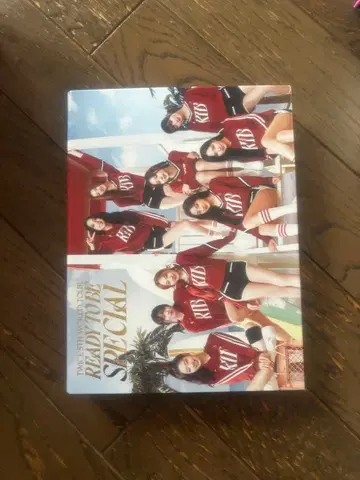 TWICE 트레이딩 카드 케이스