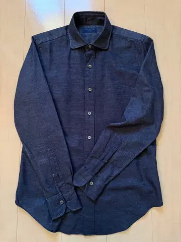 투모로우랜드 긴팔 셔츠