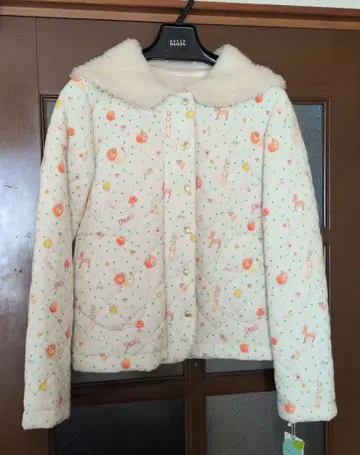 프랑슈리페 퀼팅 자켓 크림색 동물 패턴