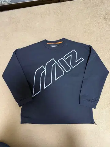 미즈노 테크 맨투맨 L