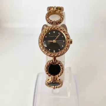 새상품 배터리 츠모리치사토 손목시계 장미 고양이 블랙