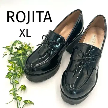 ROJITA 지뢰계 통굽 에나멜 리본 로퍼 블랙