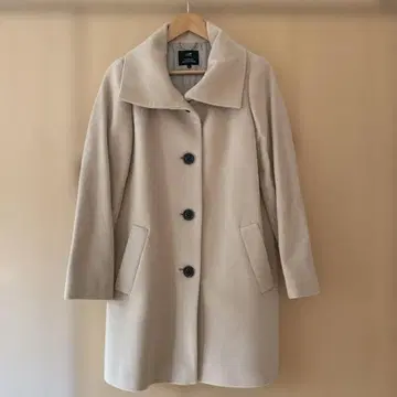 23구 베이지 코트