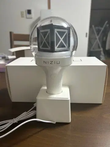 NIZIU 응원봉 투명/화이트 박스 포함