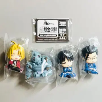 전 4종 컴프 세트 어깨 쿵 Fig. 강철의 연금술사 가챠