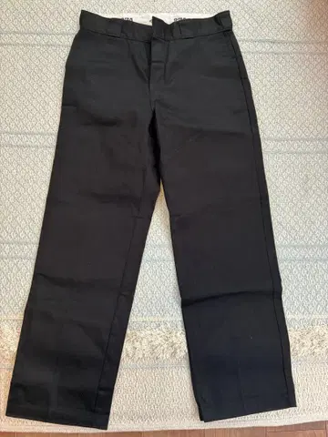 Dickies 블랙 치노 팬츠
