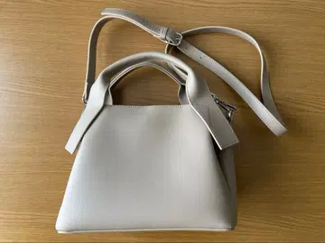 UNITED ARROWS Web 한정판 아웃 핸들 디자인 토트백