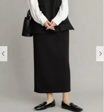 택 포함 새상품 종이상자 니트 스트레이트 스커트 어반 리서치 도어스