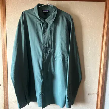 그린 긴팔 셔츠 포켓 부착