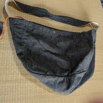 헤링본 뉴스 페이퍼 백 YUKETEN