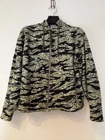 세타가야 베이스 정식 장비 카모플라쥬 맨투맨 지퍼 후드티 M 사이즈