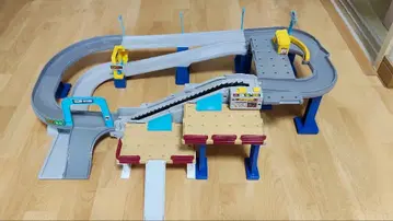 토미카 액션 고속도로