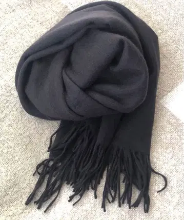 유나이티드 애로우즈 캐시미어 100% 대형 머플러 차콜 그레이