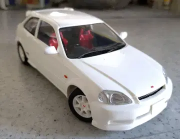 후지미 1/24 혼다 시빅 타입 R 부분 페인팅 완성품