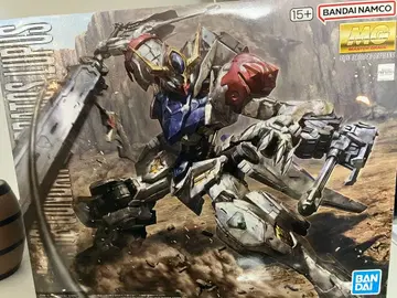 MG 1/100 건담 발바토스 루푸스