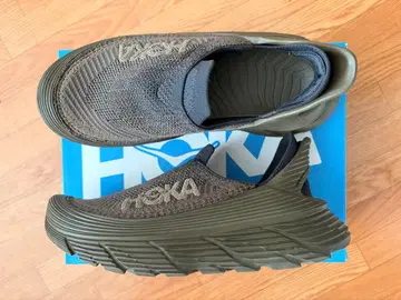 HOKA RESTORE TC 26cm